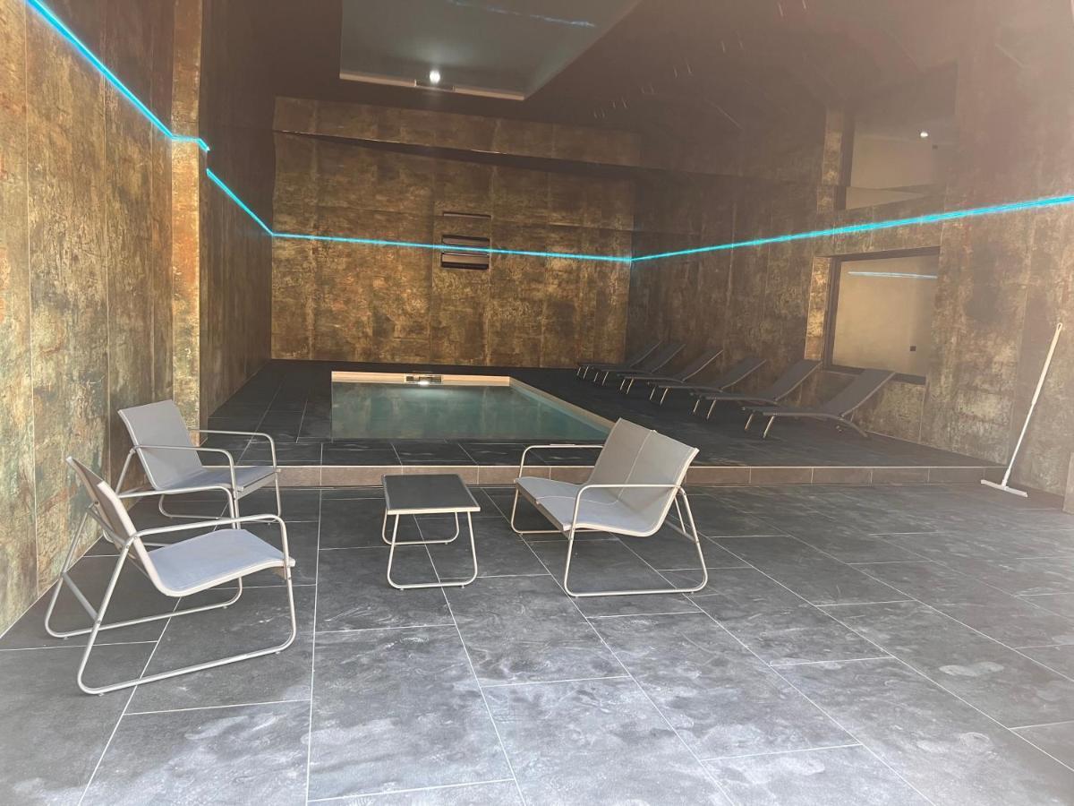 אגדה Villa 400M2 Piscine Interieure Tres Calme מראה חיצוני תמונה